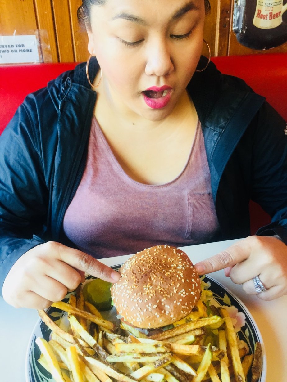 Me: This is a burger. Yep!  